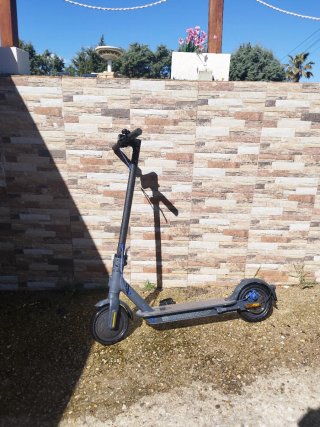 Patinete Eléctrico Xiaomi Mi Scooter 3