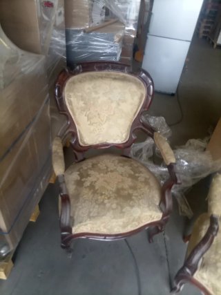 Sofá y sillones antiguos de madera, para retapizar
