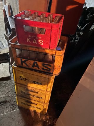 Bottiglie antiche di Coca-Cola e Fanta