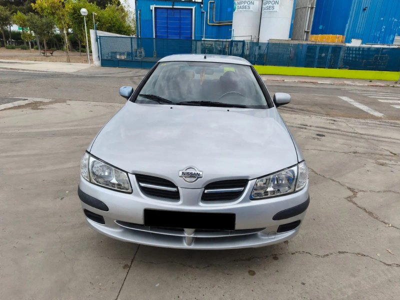 Nissan Almera 2002 - foto 1