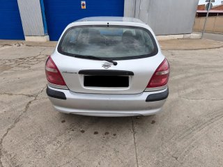 Nissan Almera 2002