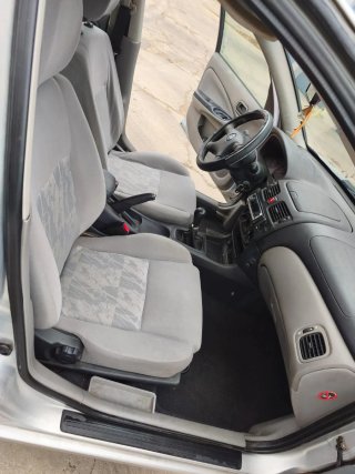Nissan Almera 2002