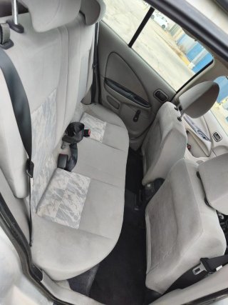 Nissan Almera 2002