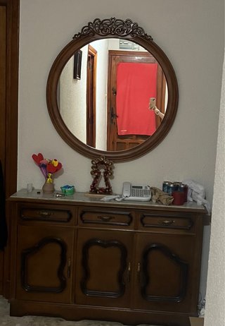 Recibidor de madera estilo clásico