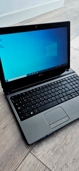 Portátil Acer 8GB RAM - Funcionando