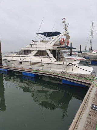 Princess 388 yate a motor