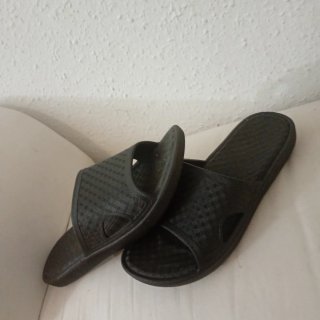 Chanclas negras