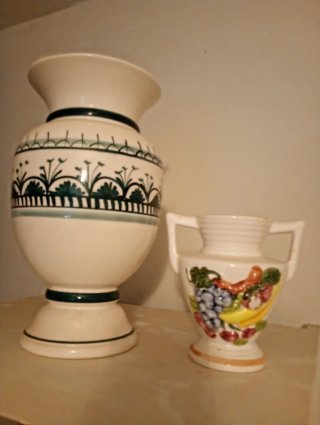 Jarrones antiguos de cerámica