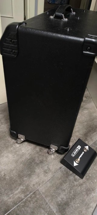Amplificador Line 6 Spider IV 75 + Pedal