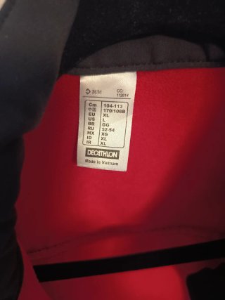 Chaqueta Quechua Mujer Negra y Roja Talla M