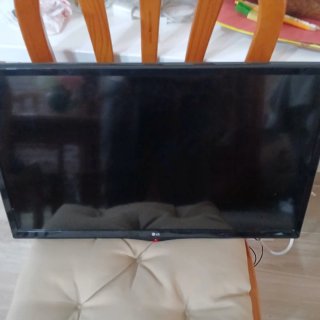 Televisión  monitor LG 23 Negra y Azul