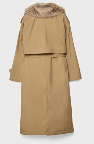 Gabardina larga invierno beige  cuello pelo