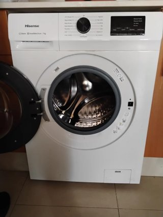 Lavadora Hisense WFV87 7kg con garantía y seguro