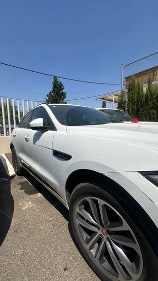Jaguar F-Pace 2016