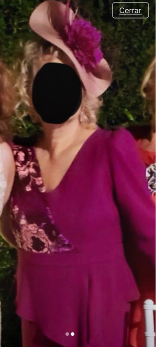 Vestido morado elegante