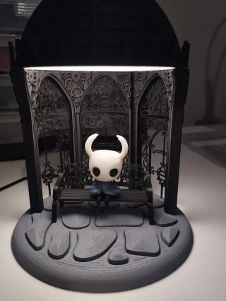 Lámpara Diorama Hollow Knight USB
