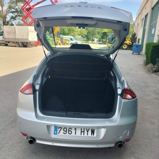 Renault Laguna 2014