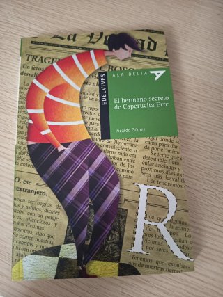 El hermano secreto de Caperucita Erre