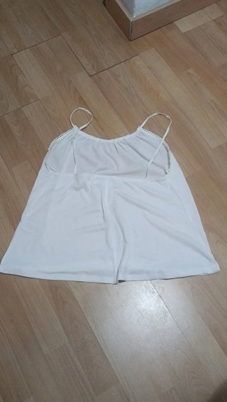 Blusa blanca de tirantes
