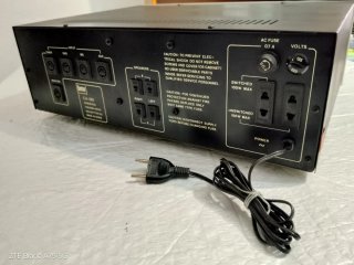 Amplificador Bettor CA-560 Plata.