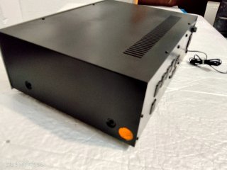 Amplificador Bettor CA-560 Plata.