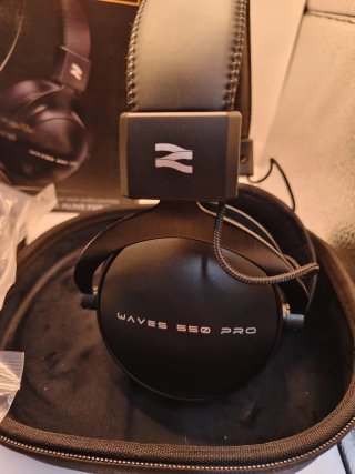 Auriculares Waves 550 Pro Negro