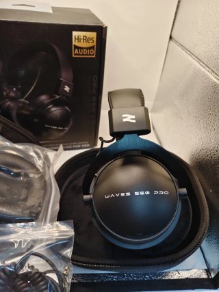 Auriculares Waves 550 Pro Negro