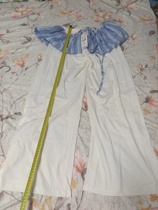 Pantalón Zara ancho volantes rayas talla M