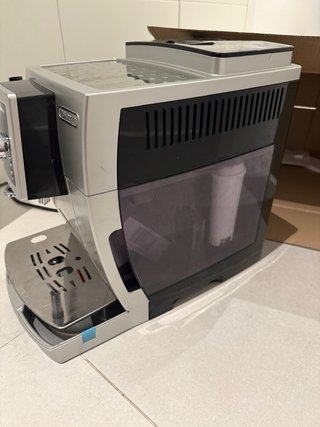 Cafetera DeLonghi ECAM23.420.SB Plata