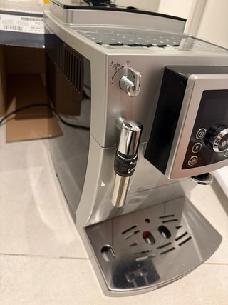 Cafetera DeLonghi ECAM23.420.SB Plata