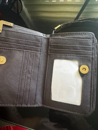 Monedero inspiración Guess Marrón y Dorado