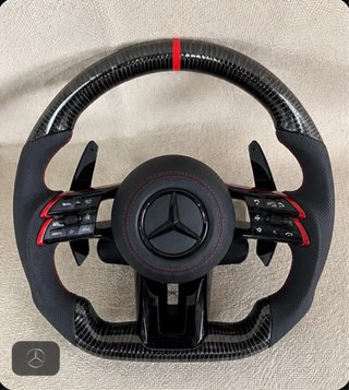 Volante Mercedes AMG Carbono Rojo