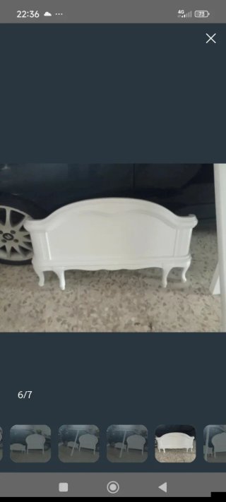 Cabecero de cama blanco de madera