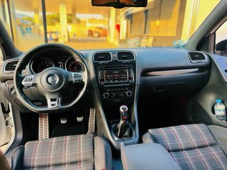 Volkswagen Golf 2011
