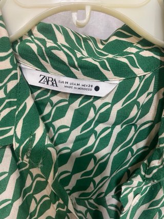 Vestido Zara verde y blanco estampado