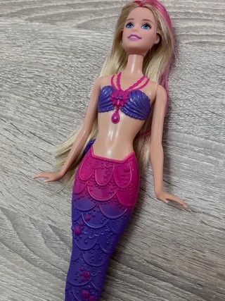 Barbie Sirena Morada y Rosa