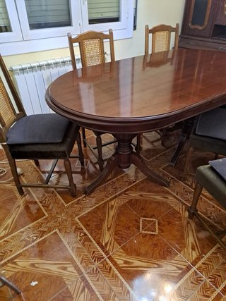 Mesa comedor y 6 sillas madera