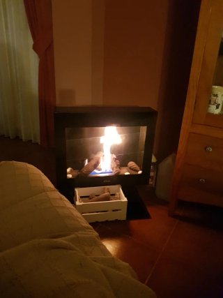 Chimenea bioetanol con accesorios cerámicos