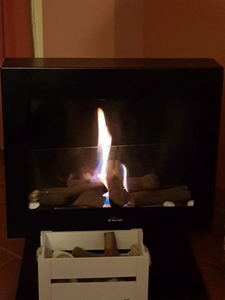 Chimenea bioetanol con accesorios cerámicos