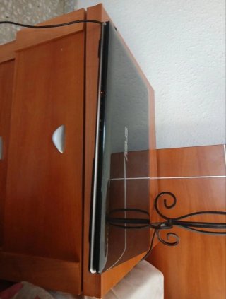 Solo funciona con cable porque la batería es vieja