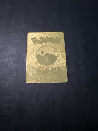 Carta Pokémon Charizard V Metal y Pikachu vuelo V