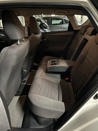 Toyota Auris Hybrid 136cv · ECO · Automático
