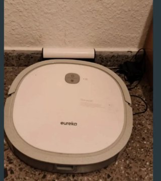 Aspiradora Robot Eureka Blanca