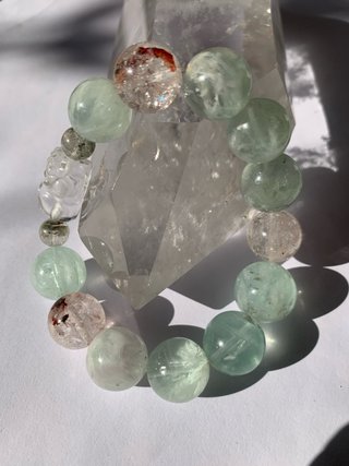 Pulsera Fluorita Verde y Cuarzo Fantasma 13mm