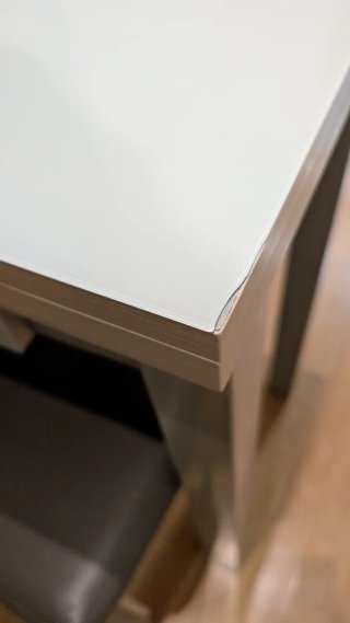 Mesa de cocina extensible cuadrada + 2 taburetes