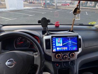 Nissan NV200 2010