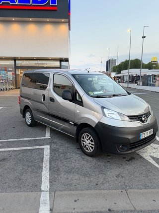 Nissan NV200 2010