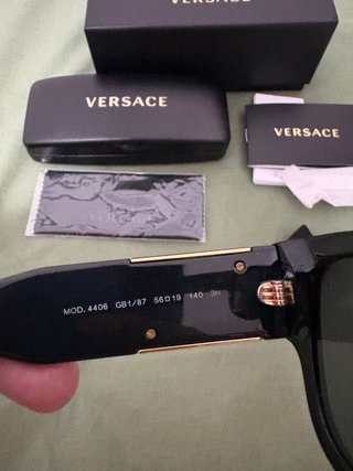 Gafas de Sol Versace Negras y Doradas