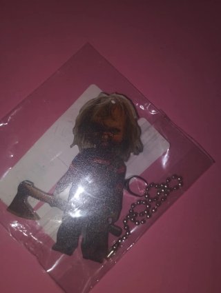 Llavero Chucky con hacha