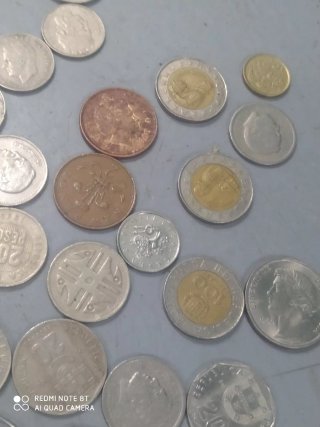 Lote Monedas Extranjeras Variadas